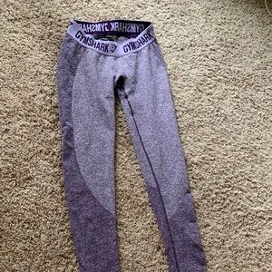 Like new!! Gym Shark flex leggings in violet!